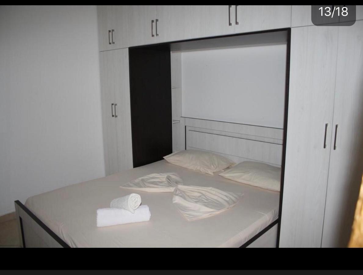 Central Boutique Hostel Sarande Ngoại thất bức ảnh