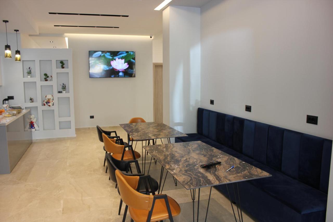 Central Boutique Hostel Sarande Ngoại thất bức ảnh