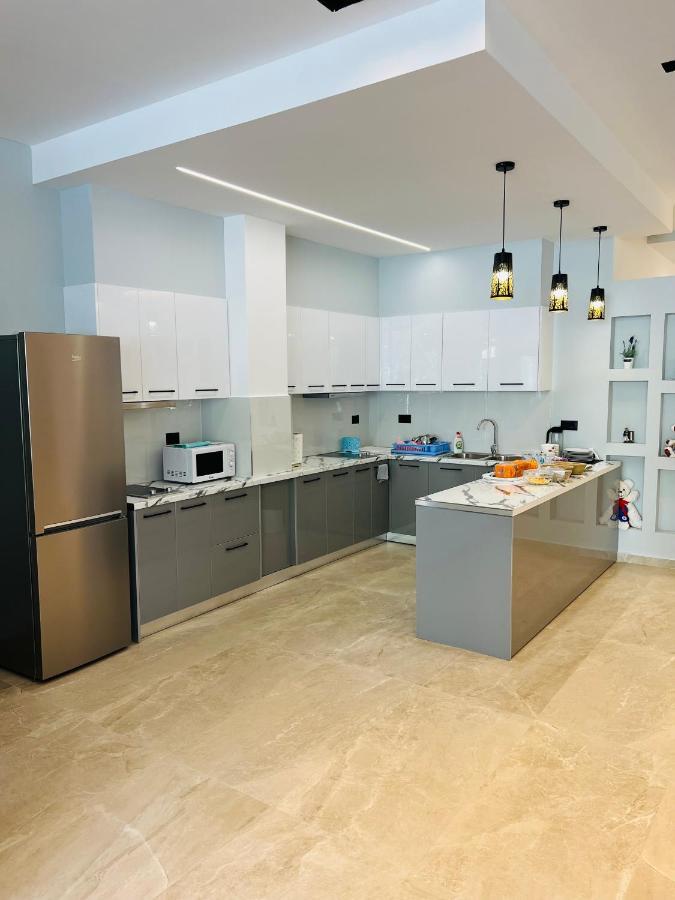 Central Boutique Hostel Sarande Ngoại thất bức ảnh