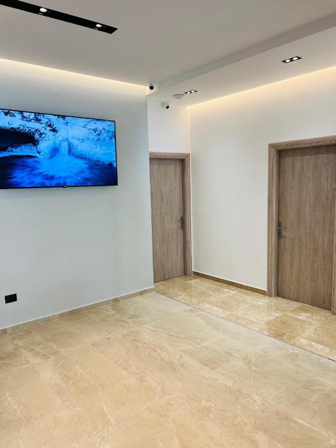 Central Boutique Hostel Sarande Ngoại thất bức ảnh